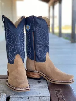 Olathe Boot Co. | Tan Newman O Toe Boot